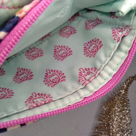 Vera Bradley bundle - Picture 9 of 11